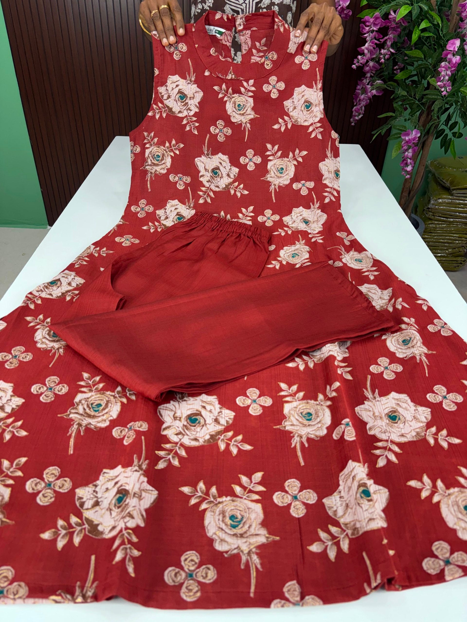 SS6837 Vatican Co ord Set