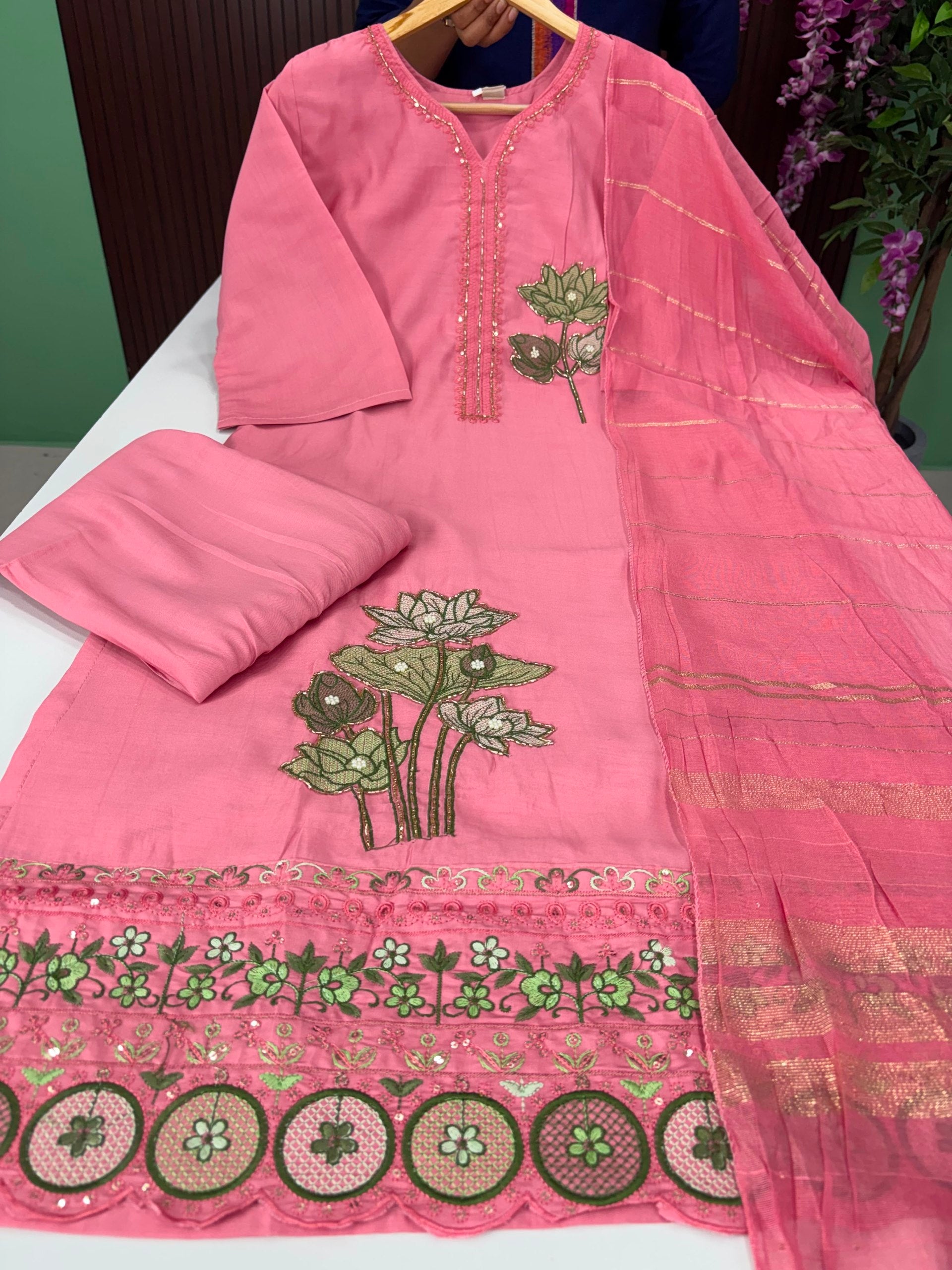 SS6913 Roman Silk Kurti with pant & Dupatta Set