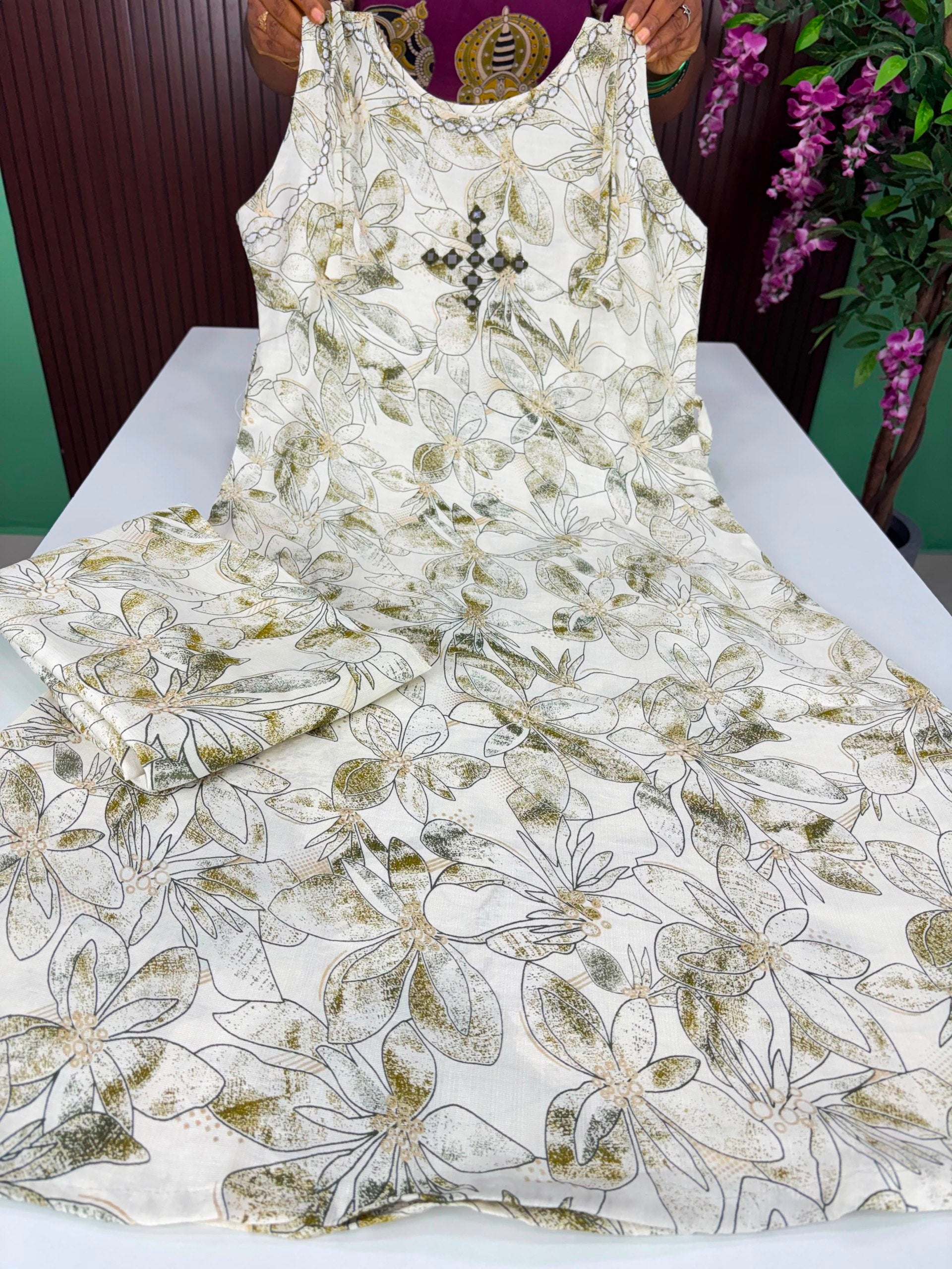 SS6958 Vatican Co ord Set