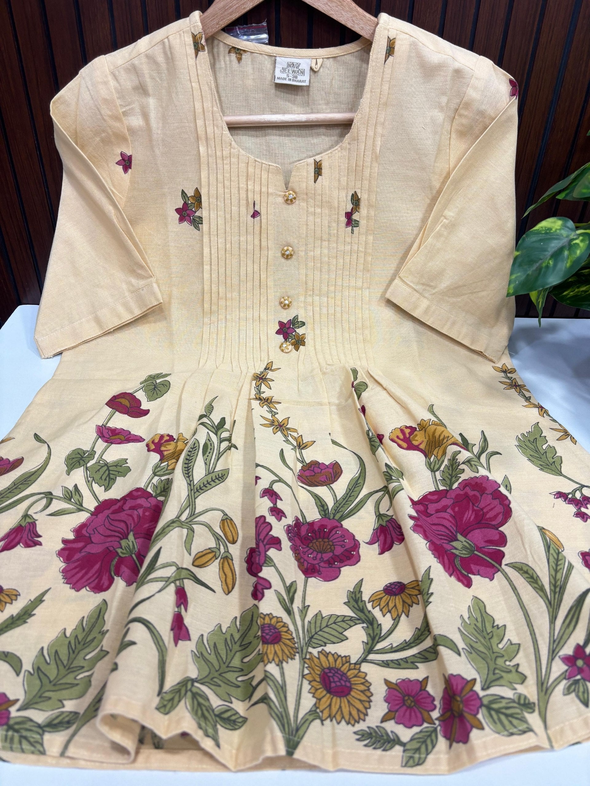 SS6965 Trendy Khadi Cotton Short Kurti