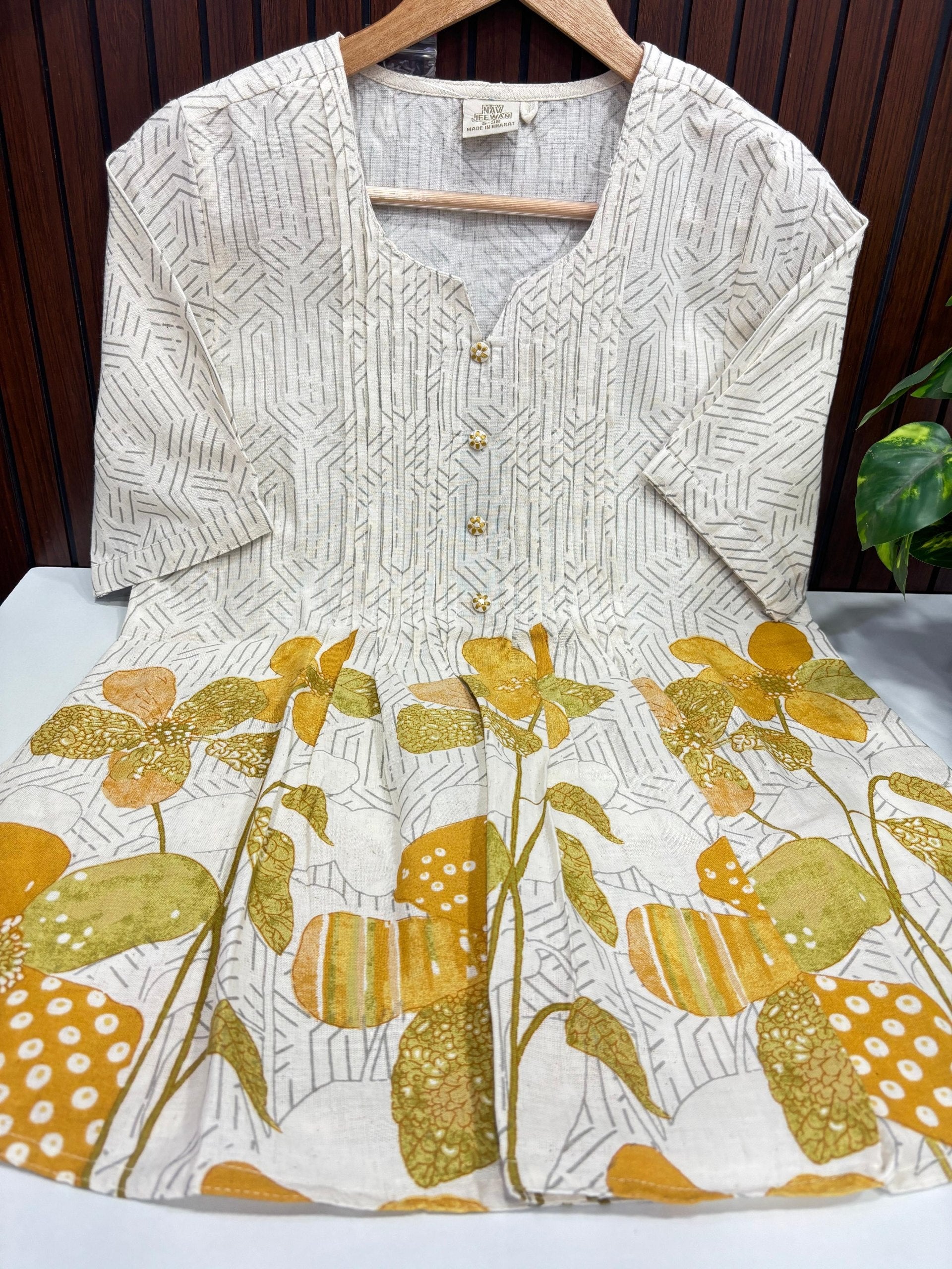SS6967 Trendy Khadi Cotton Short Kurti