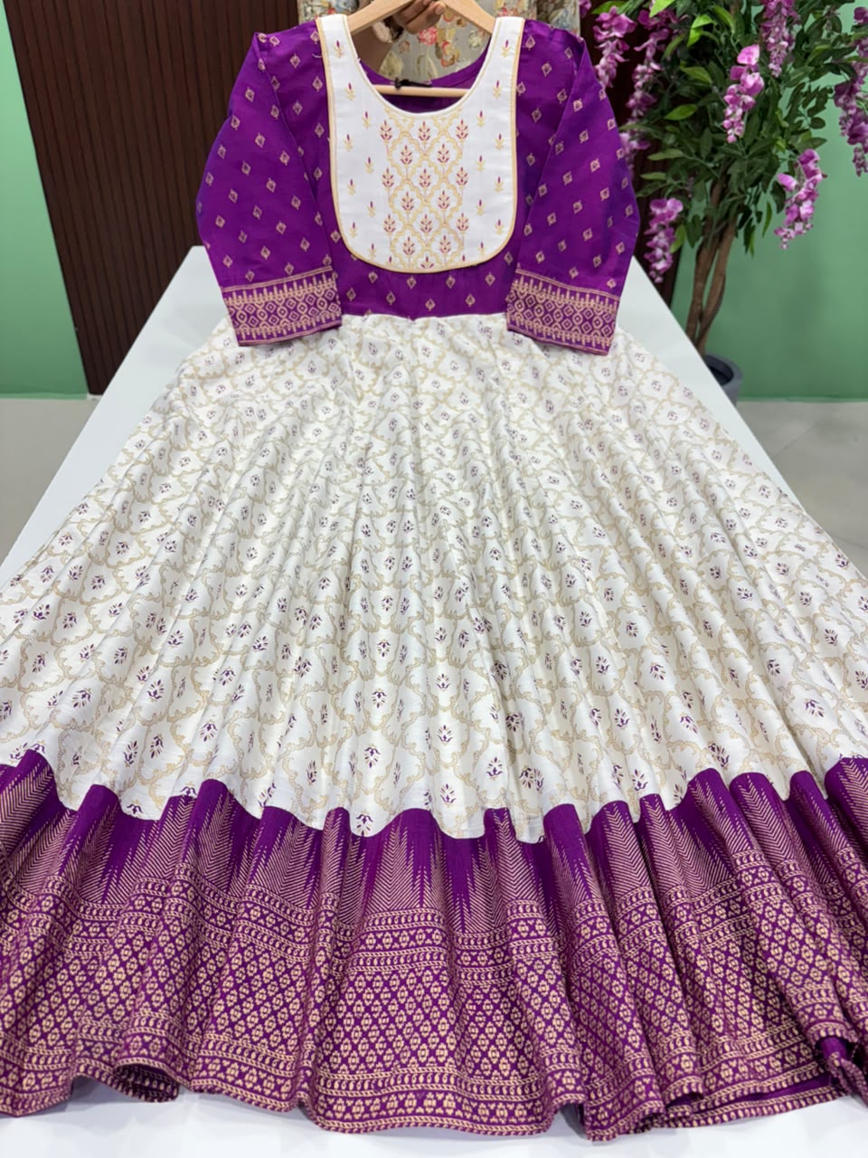 SS7452 Semi Raw Silk Full Flared Anarkali
