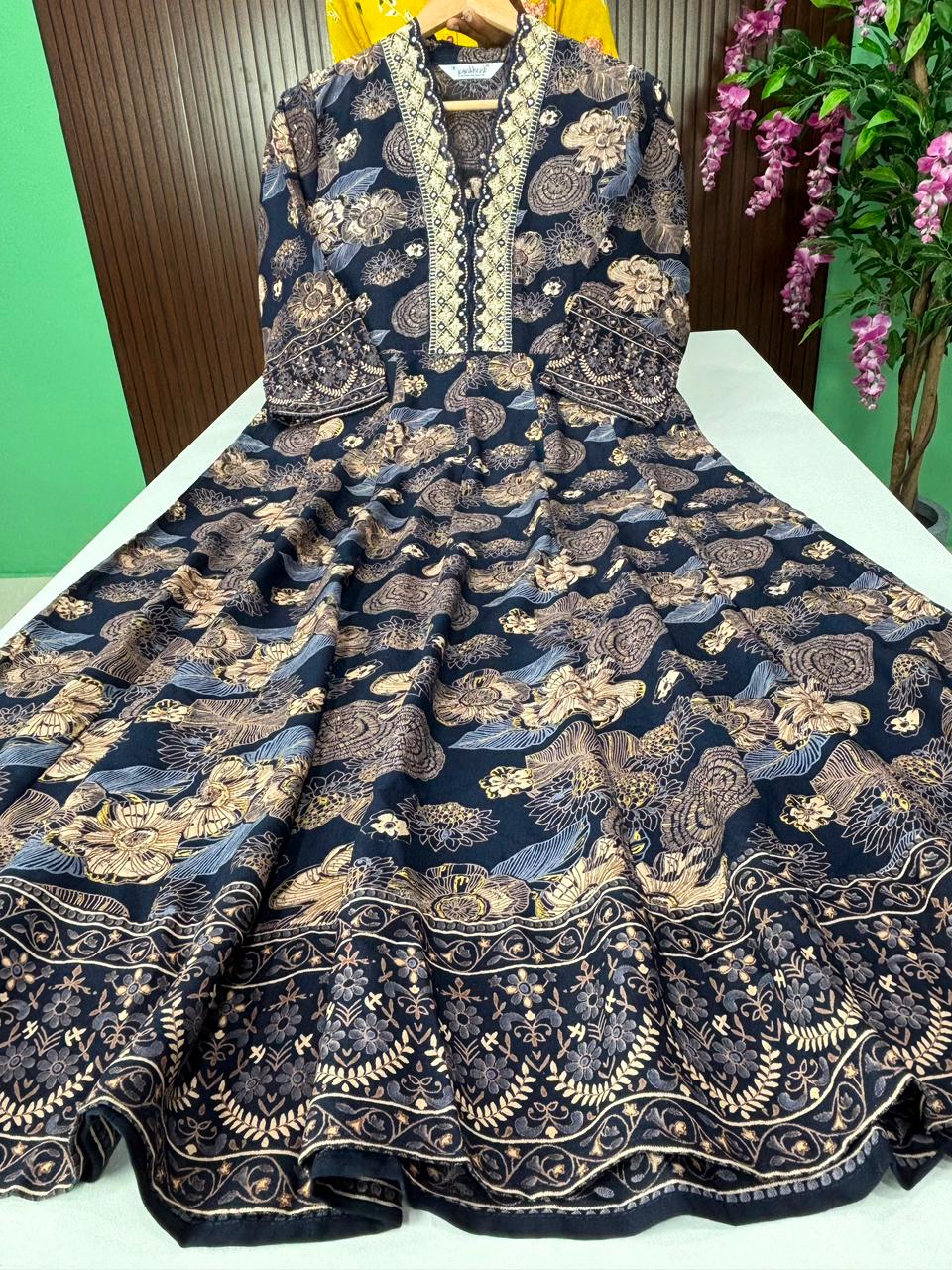 SS6776 Flared V Neck High Collar Anarkali