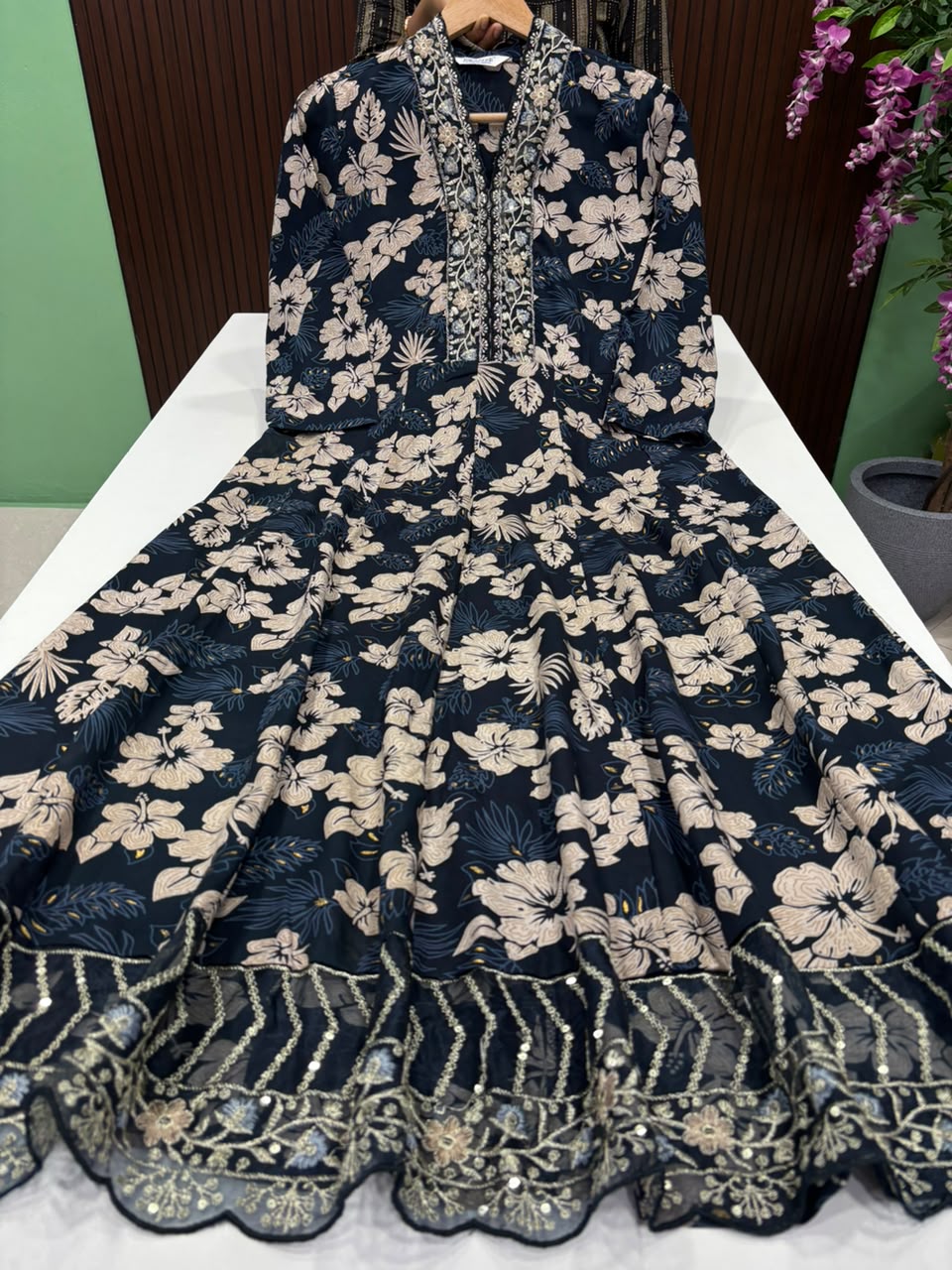 SS6777 Flared V Neck High Collar Anarkali