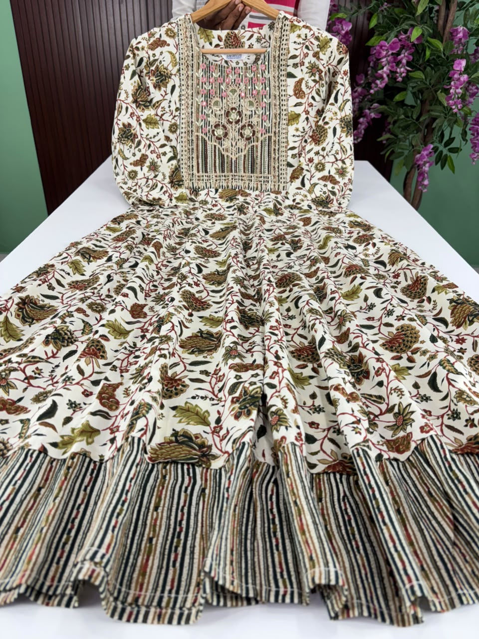 SS7186 Full Length Flared Anarkali