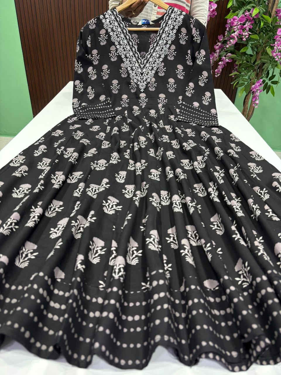 SS7189 V neck Full Length Flared Anarkali - Black