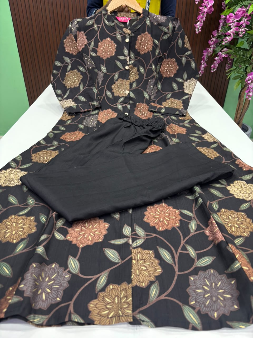 SS7241  Vatican Co-ord Set