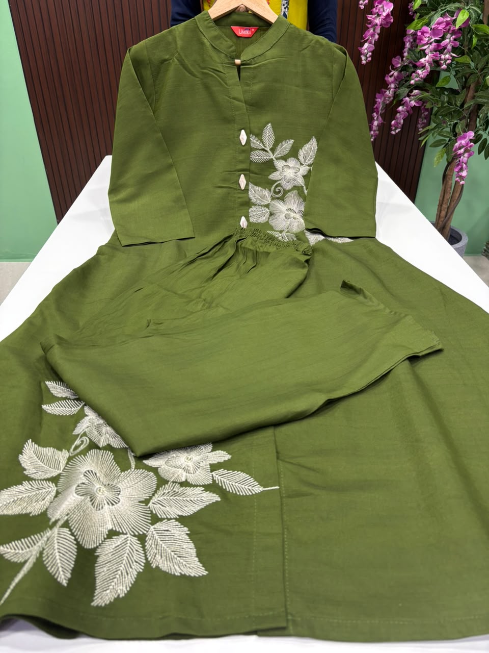 SS7245 Vatican Co-ord Set