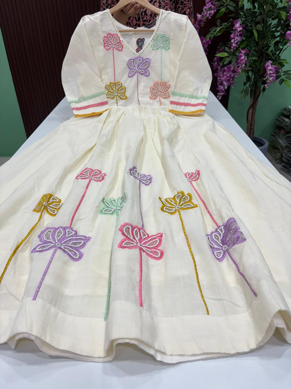 SS7442 Premium Linen Blended Cotton Gown