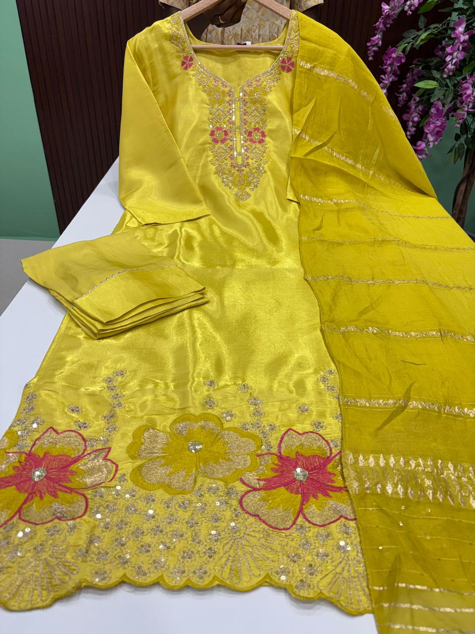 SS7481 Glass Tissue Silk Kurti With Pant & Dupatta Set