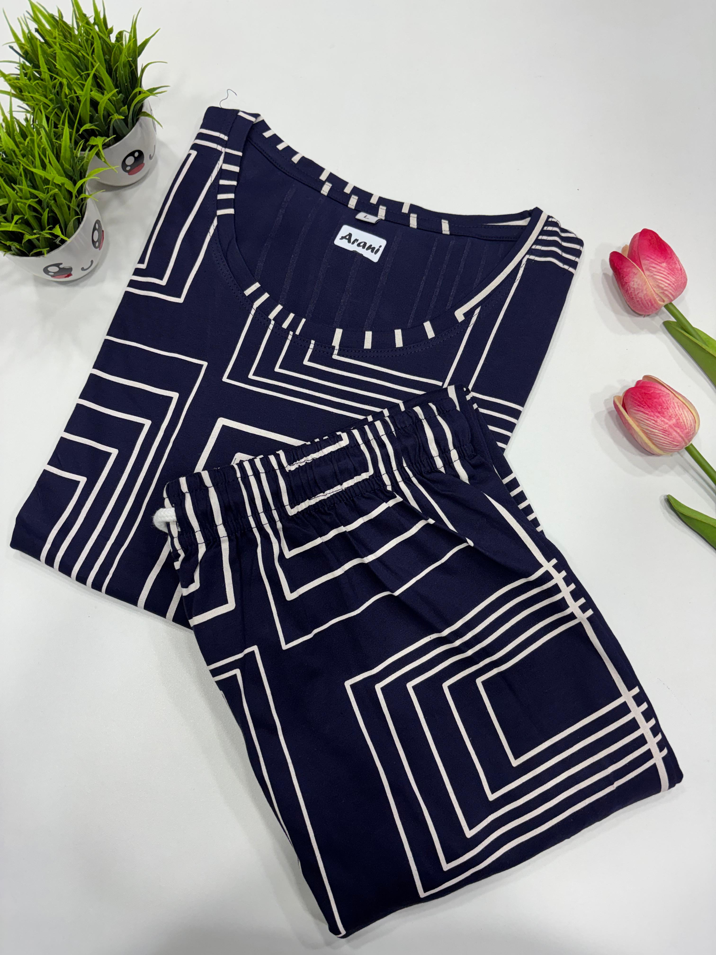 SS7492 Women’s knitted cotton Night Suit