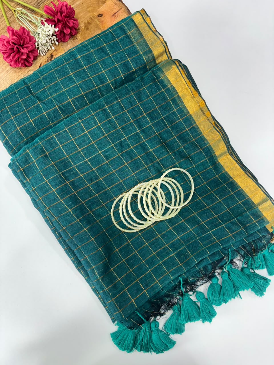 SS7712 Premium Mul Cotton Zari Check Saree