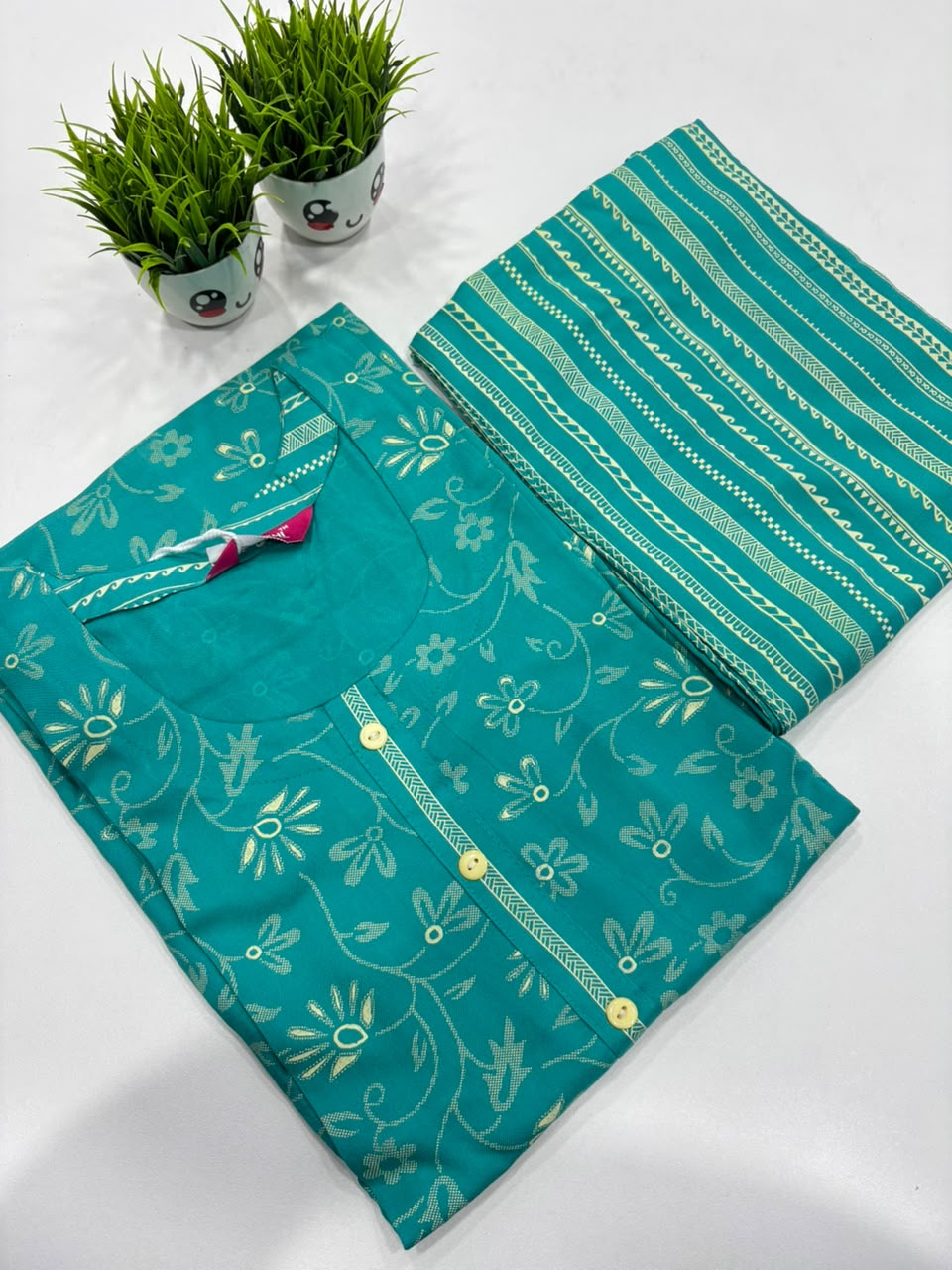 SS7792 Trendy Rayon Co-ord Set