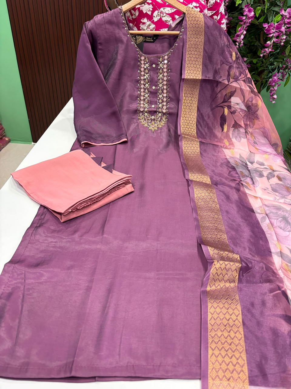 SS7879 Glass Tissue Silk Kurti With Pant & Dupatta Set