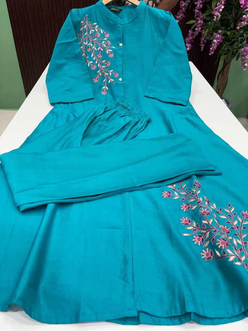 SS7892 Vatican Silk Co-ord Set - Deep Sky Blue