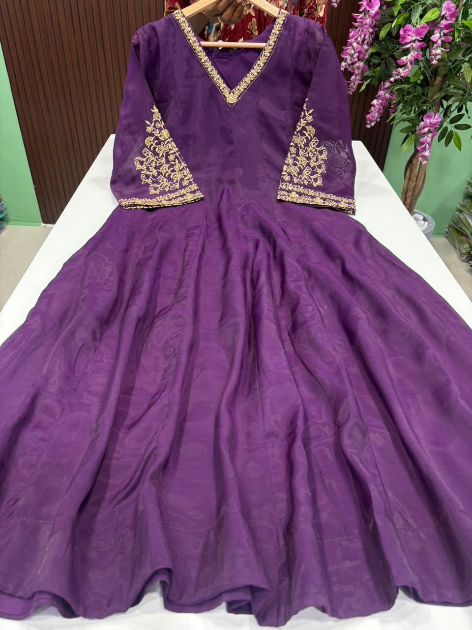 SS8216 Mul Chanderi Flared Anarkali
