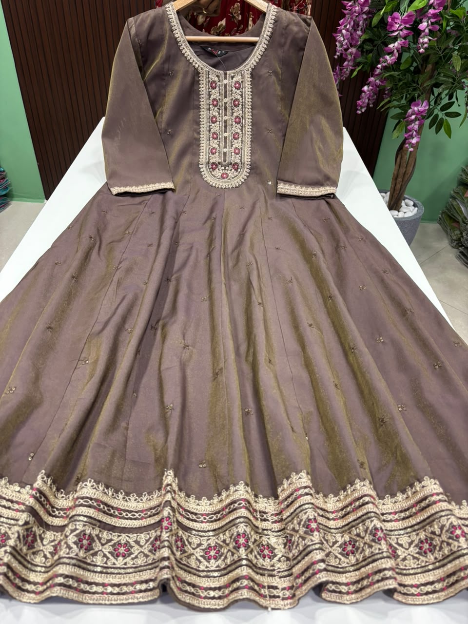 SS8218 Premium Shimmer Tissue Silk Anarkali