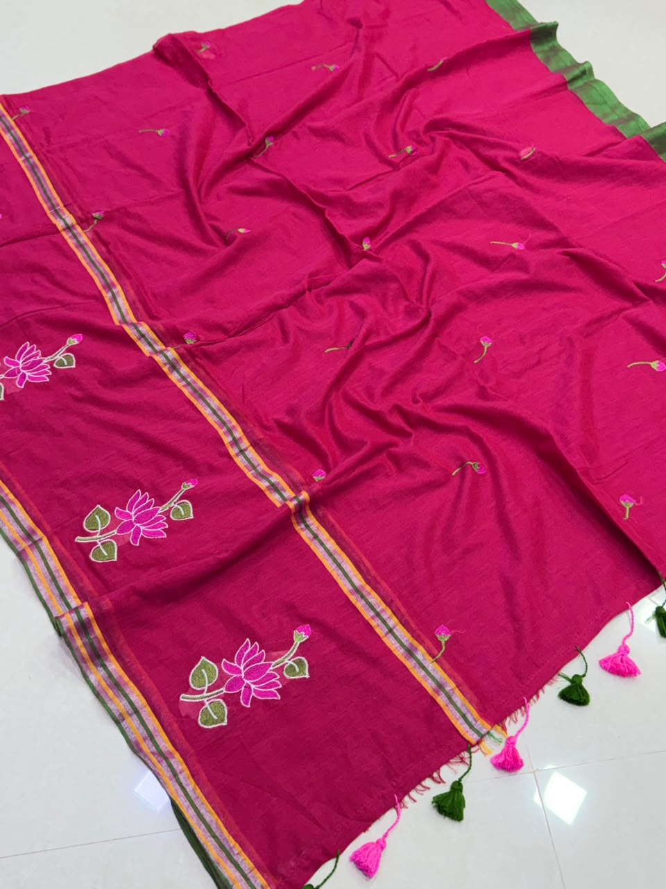 SS8082 Mul Cotton Lotus design Saree - PINK