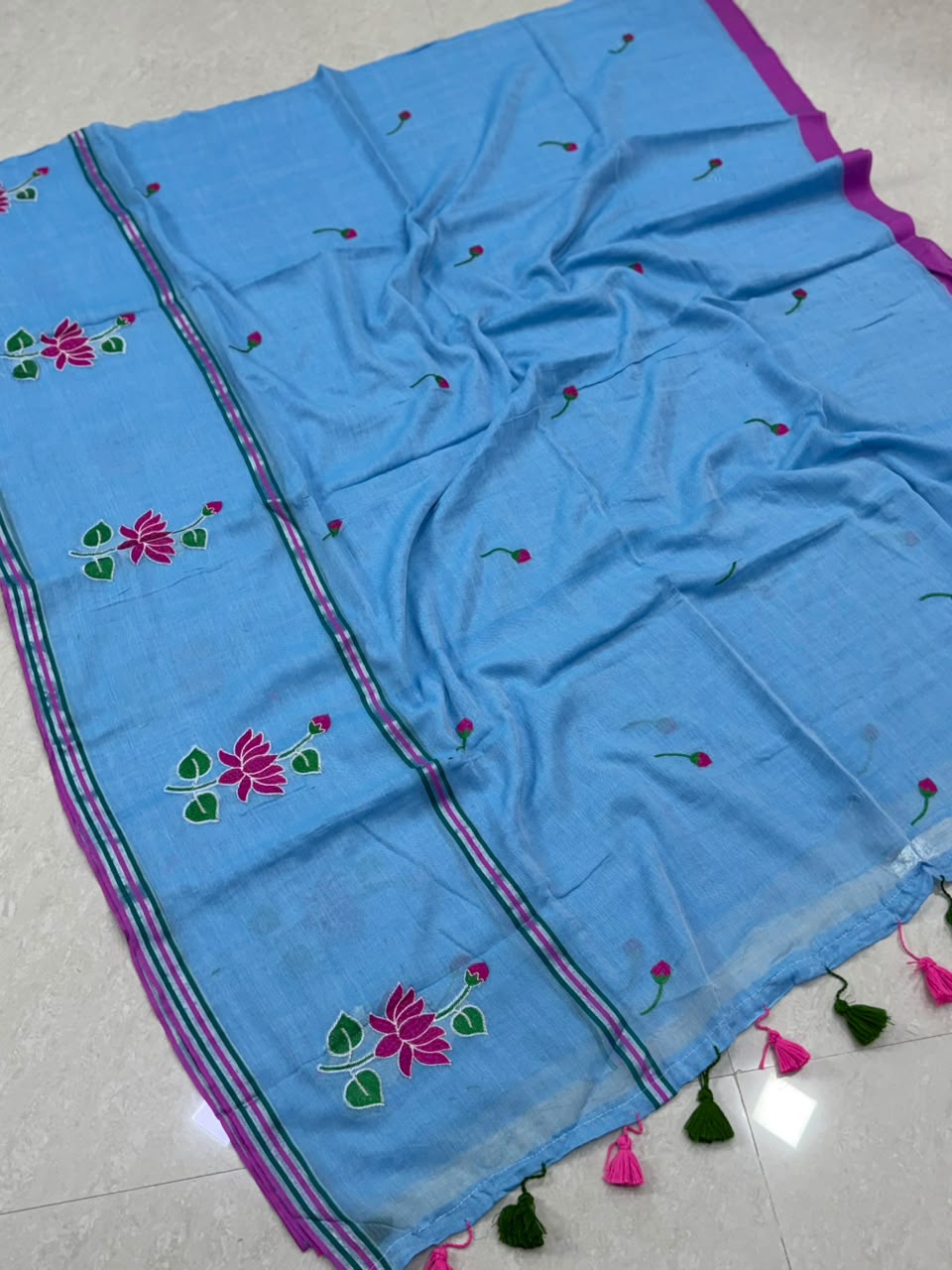 SS8080 Mul Cotton Lotus design Saree