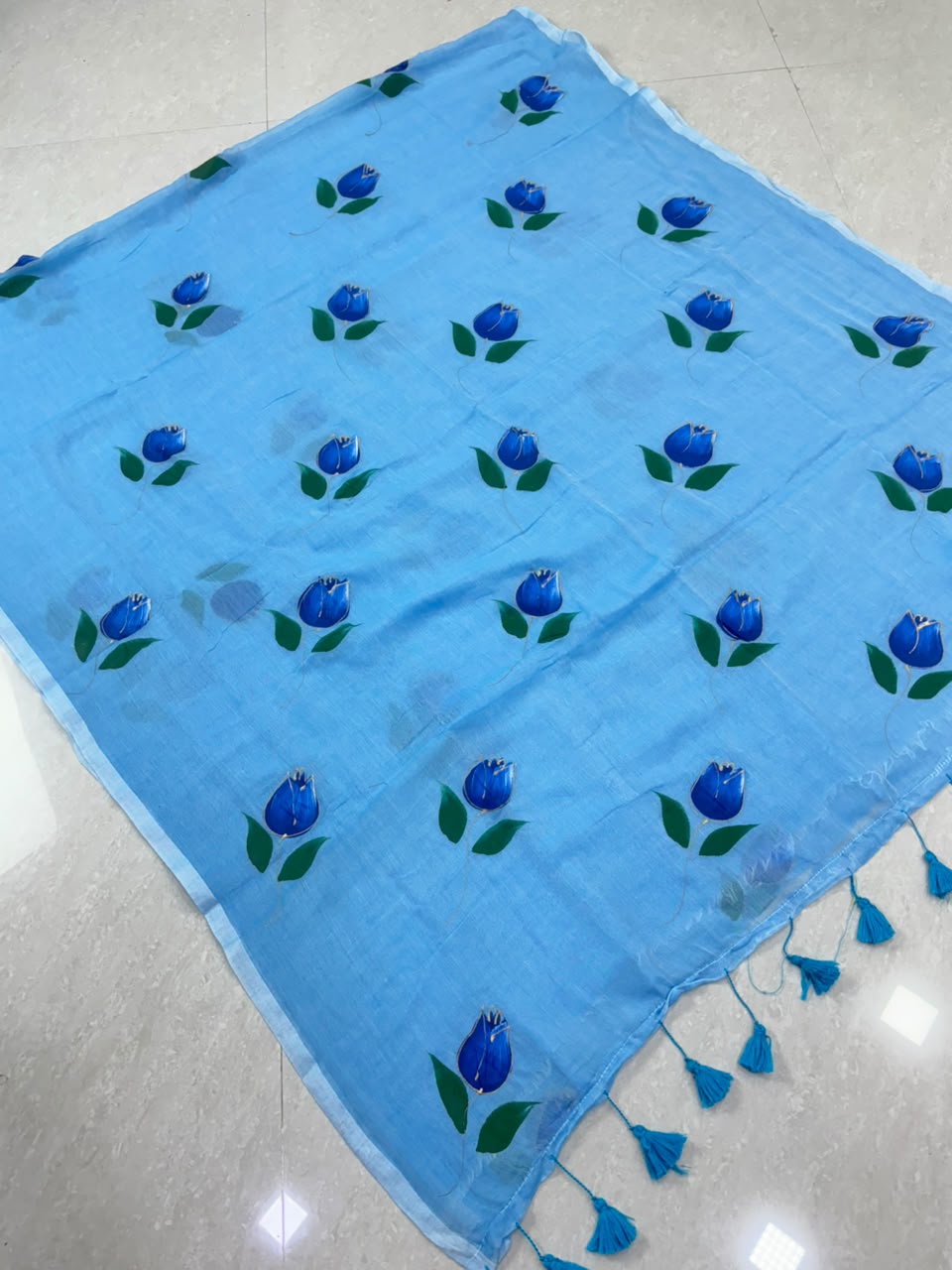 SS8449 Mul Cotton Tulip Hand painted Saree