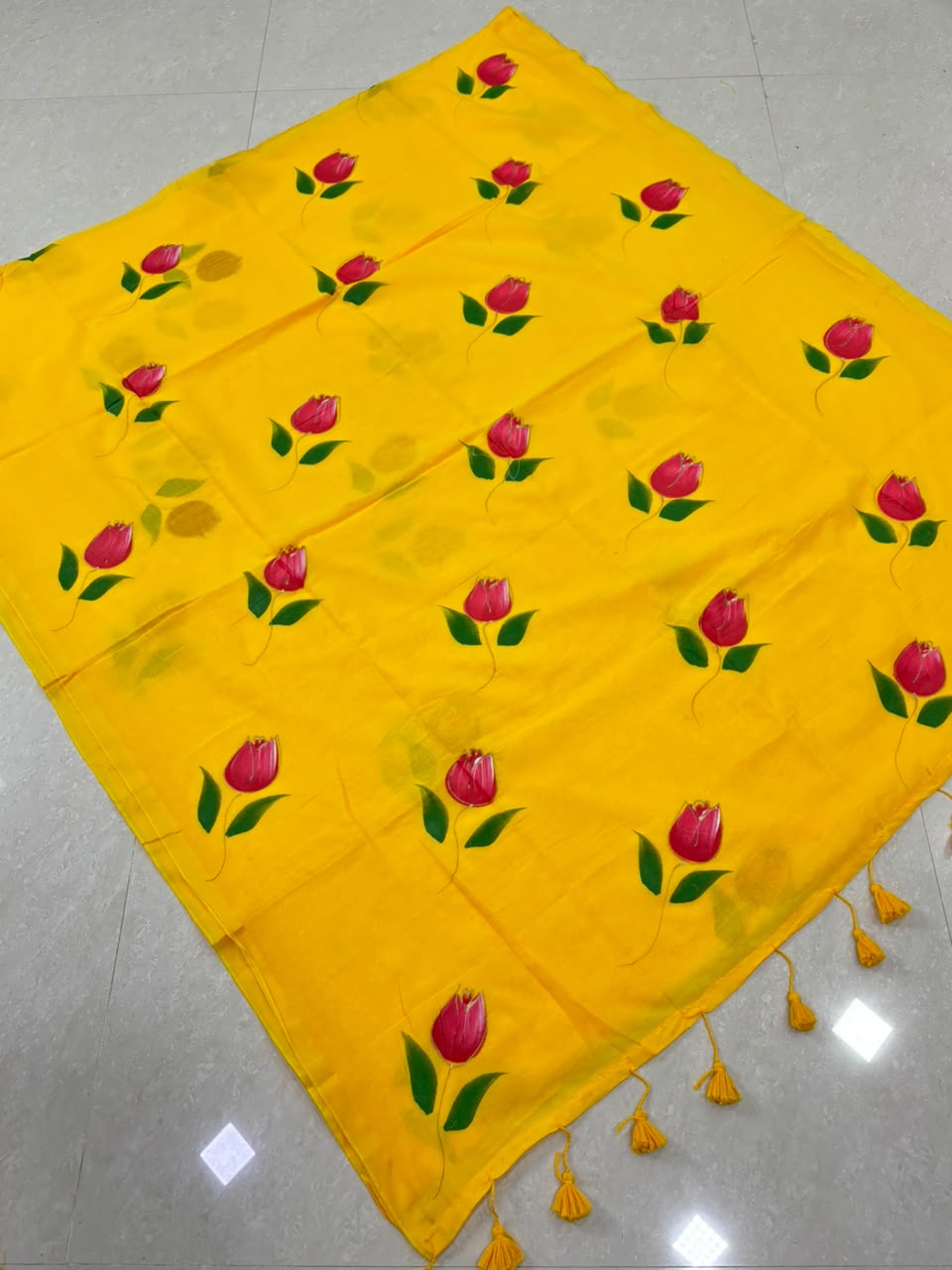 SS8437 Mul Cotton Tulip Hand painted Saree