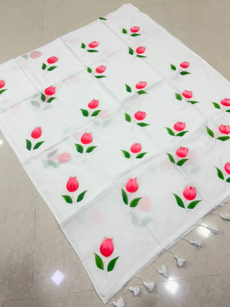 SS8445 Mul Cotton Tulip Hand painted Saree