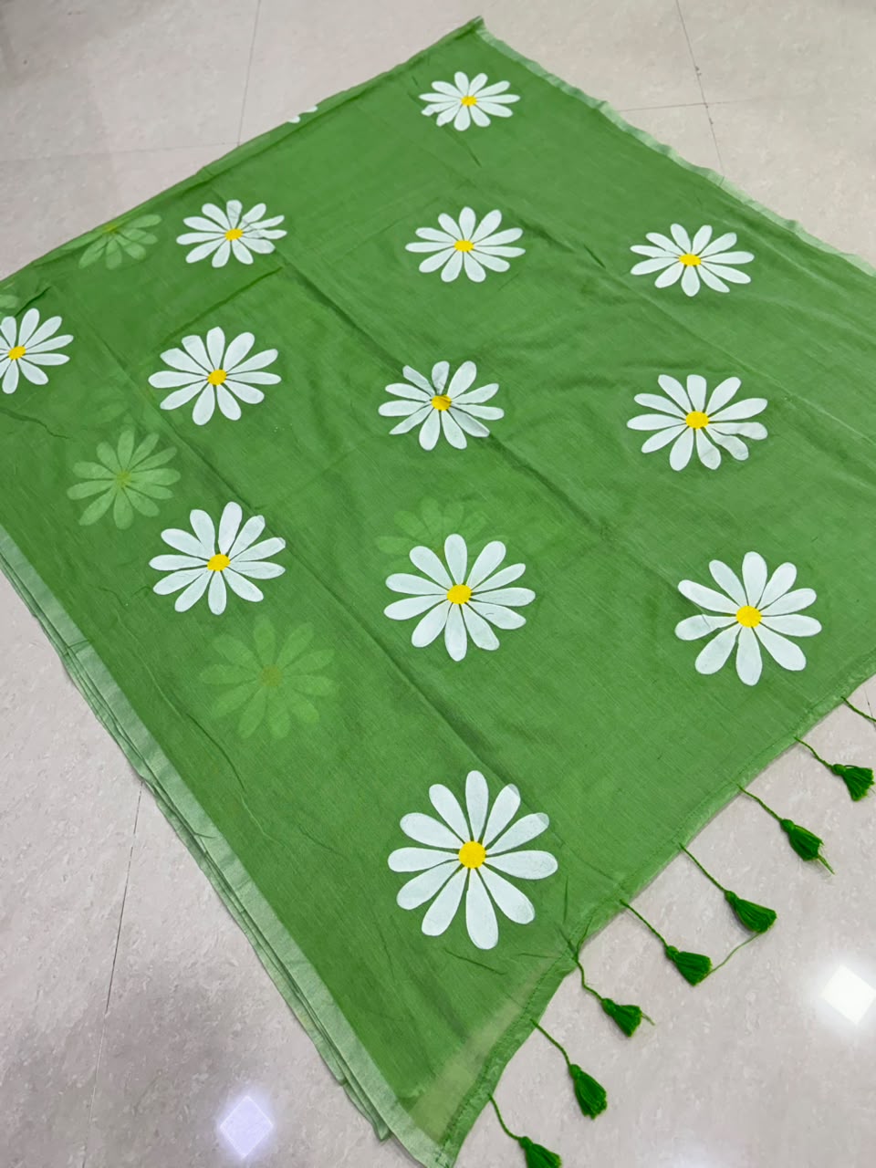 SS8424 Mul Cotton Sunflower Hand painted Saree