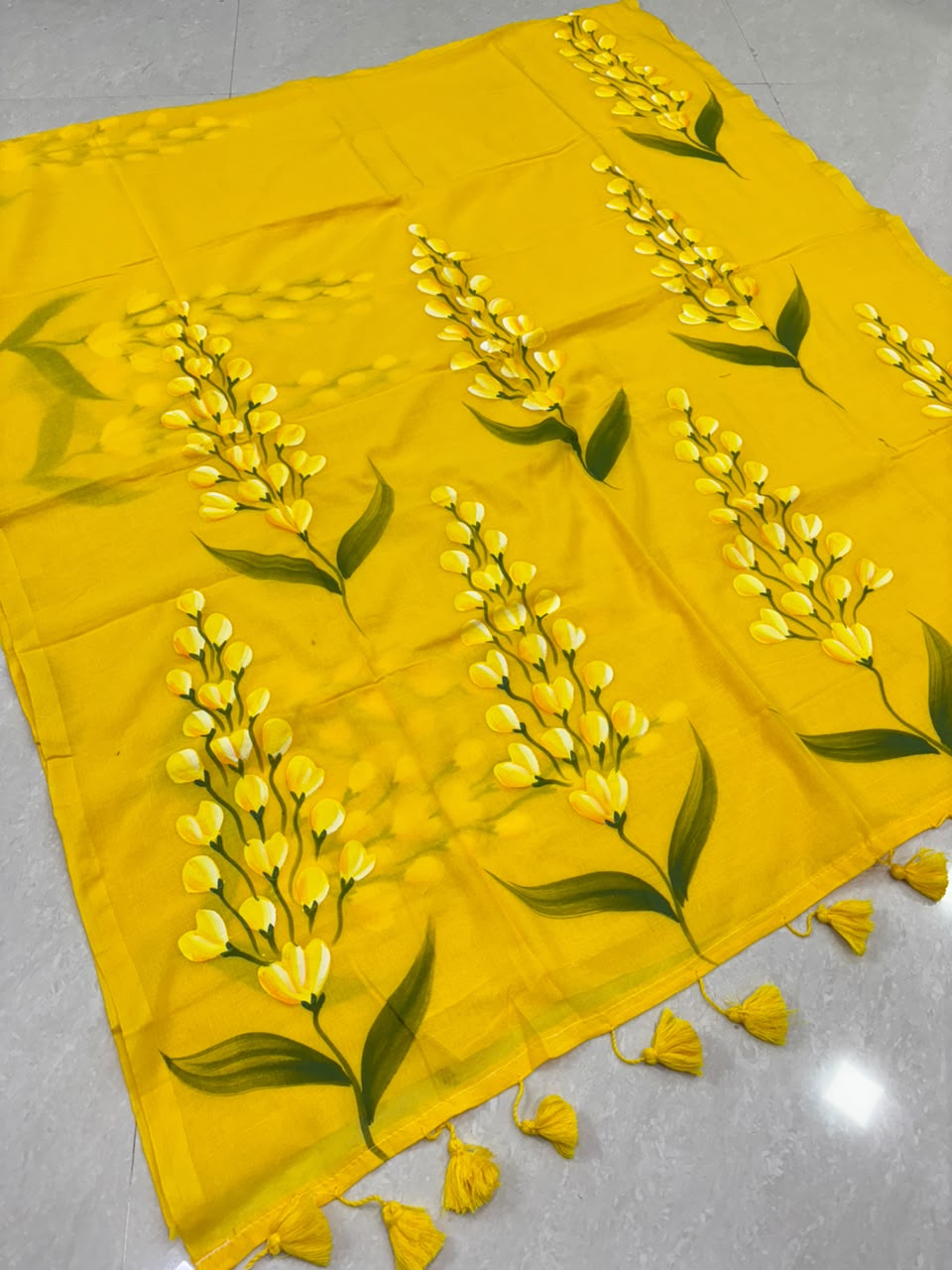 SS8432 Mul Cotton Floral Design Hand painted Saree