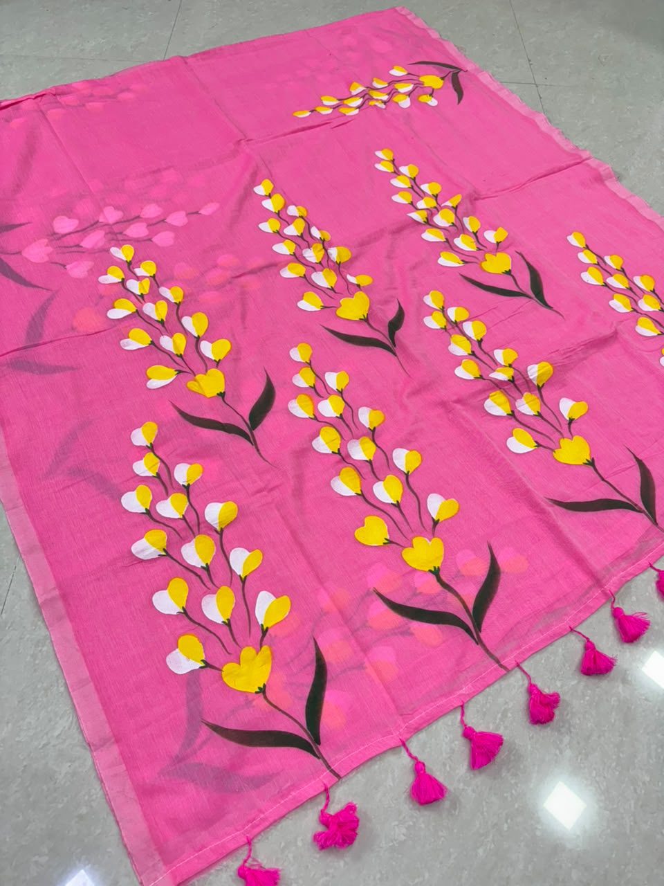 SS8464 Mul Cotton Floral Design Hand painted Saree