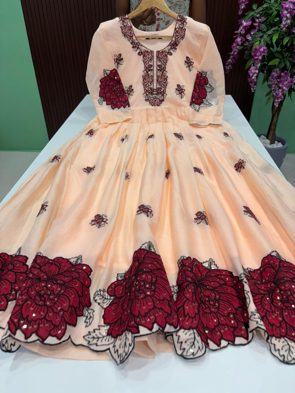 SS8950 Premium Mul Cotton Appliqué Work Gown