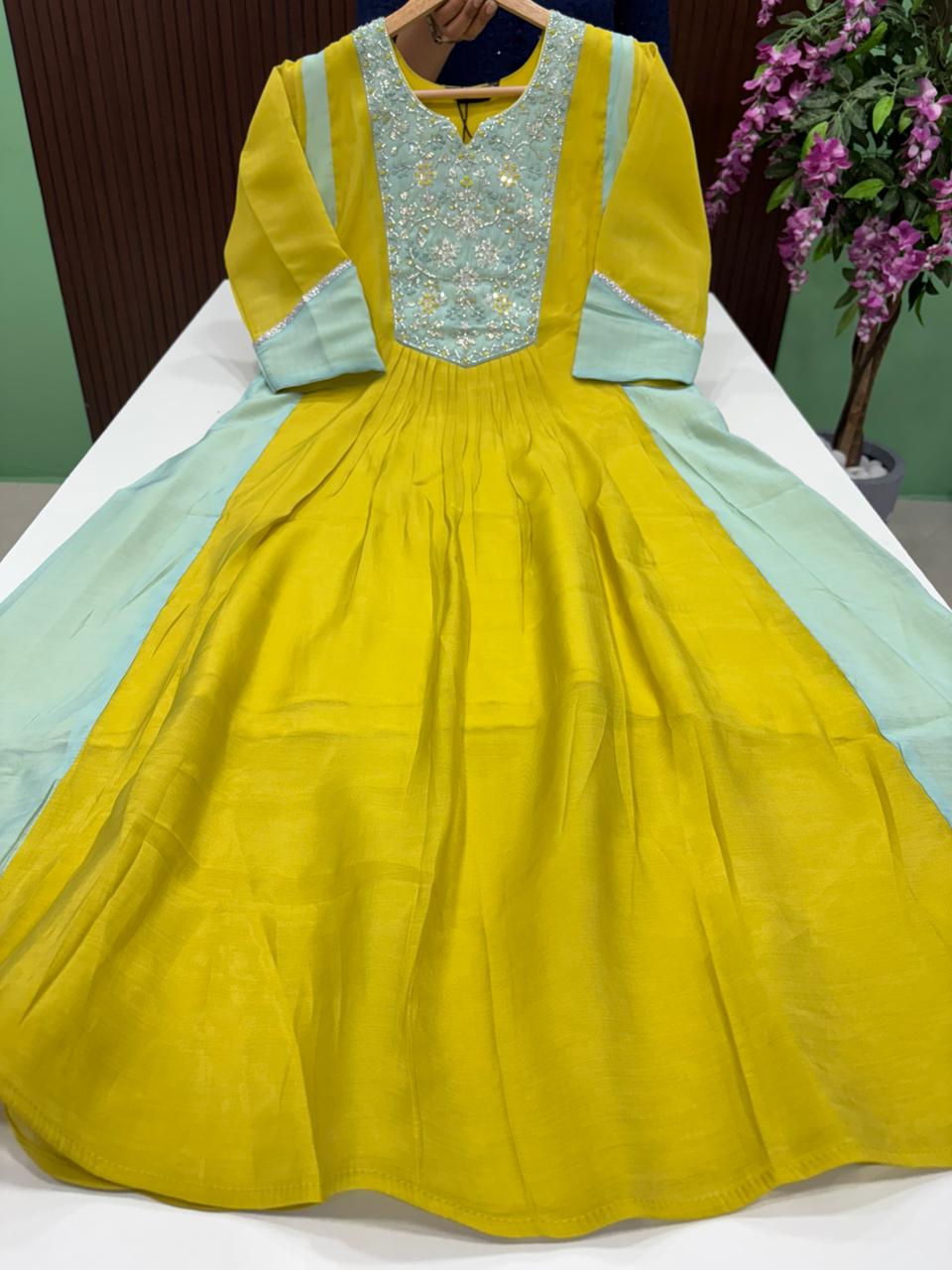 SS9005 Mul Chanderi Gathered A Line Kurti