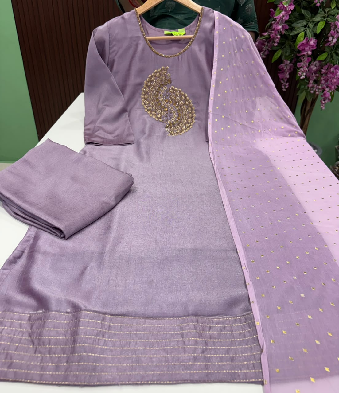 SS9289 Vichitra Silk Kurti With Pant & Dupatta Set