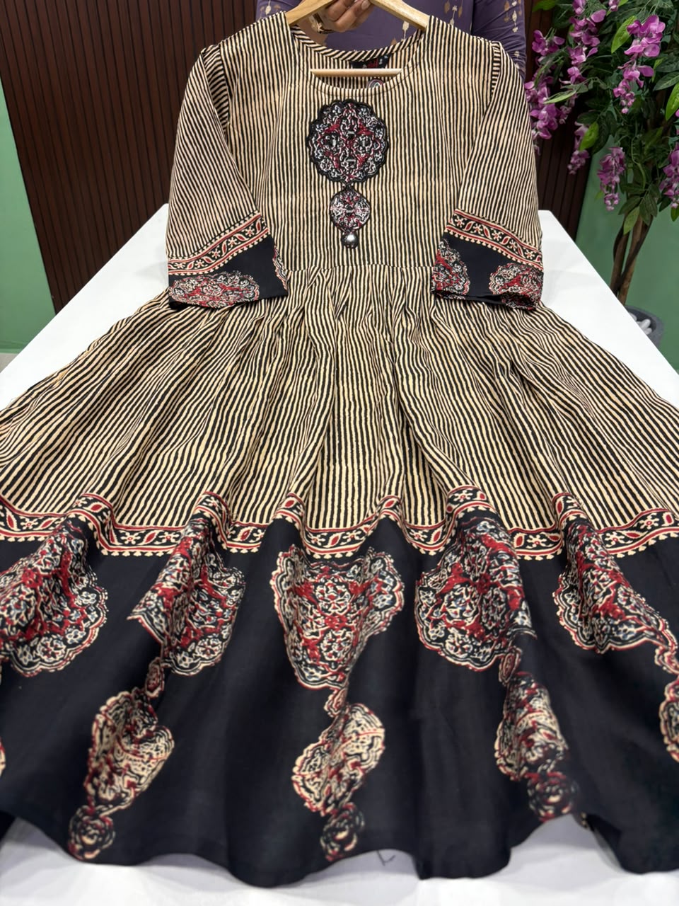SS9384 Elegant Rayon Frock