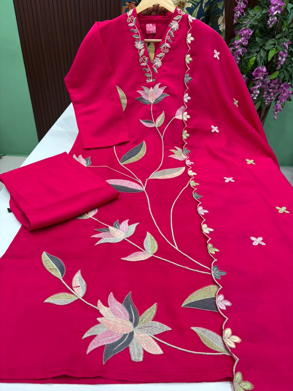 SS9846 Vatican Silk Kurti With Pant & Dupatta Set