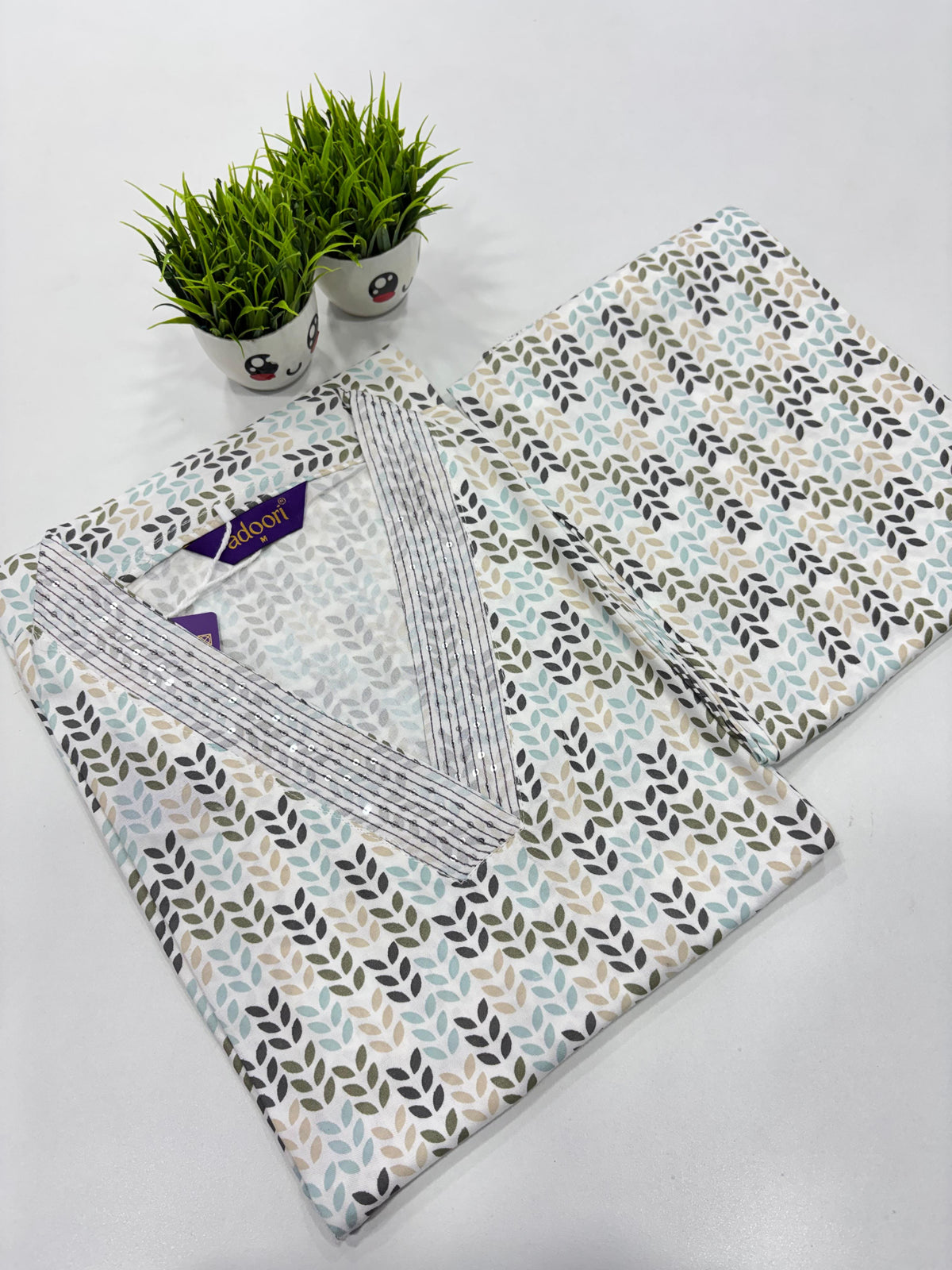 SS9987 Trendy High Collar V Neck Co-ord Set