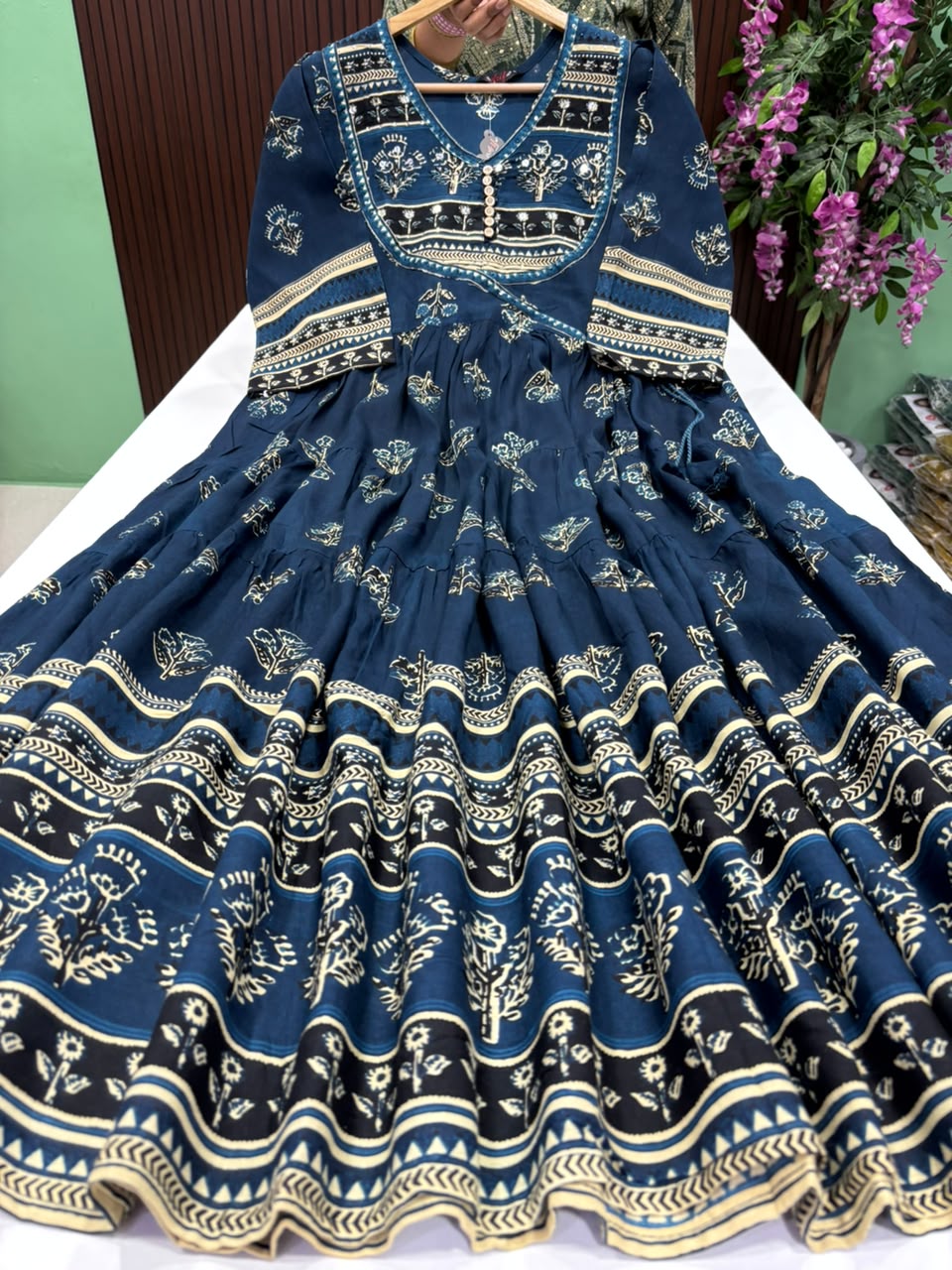 SS10079 Elegant 3 tier Anarkali
