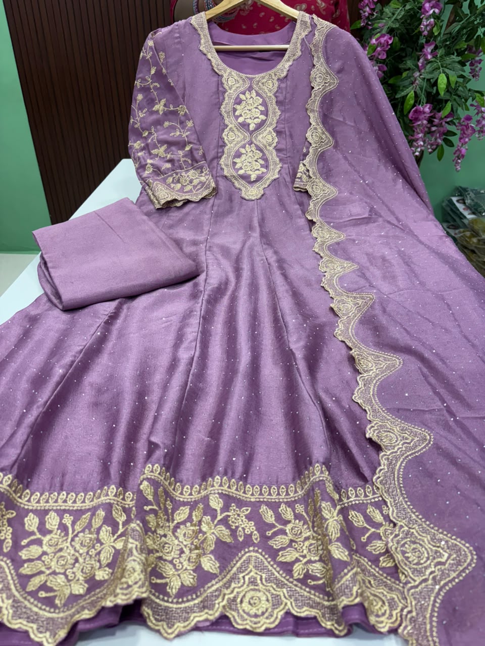 SS10158 Vichitra Silk Anarkali Suit