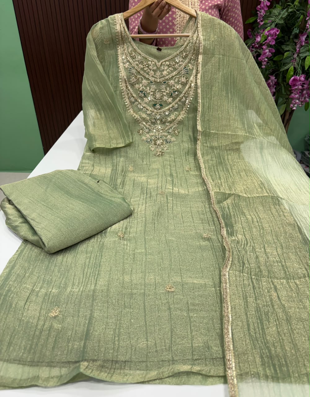 SS10162 Premium Crushed Tissue Silk Kurti With Pant & Dupatta Set – sharanz