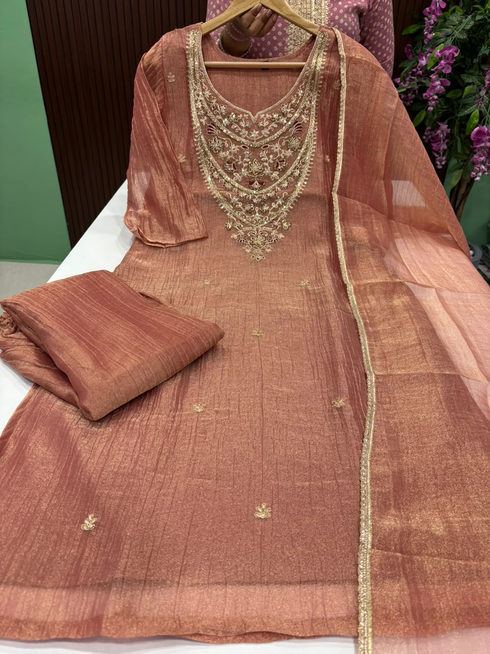 SS10161 Premium Crushed Tissue Silk Kurti With Pant & Dupatta Set – sharanz