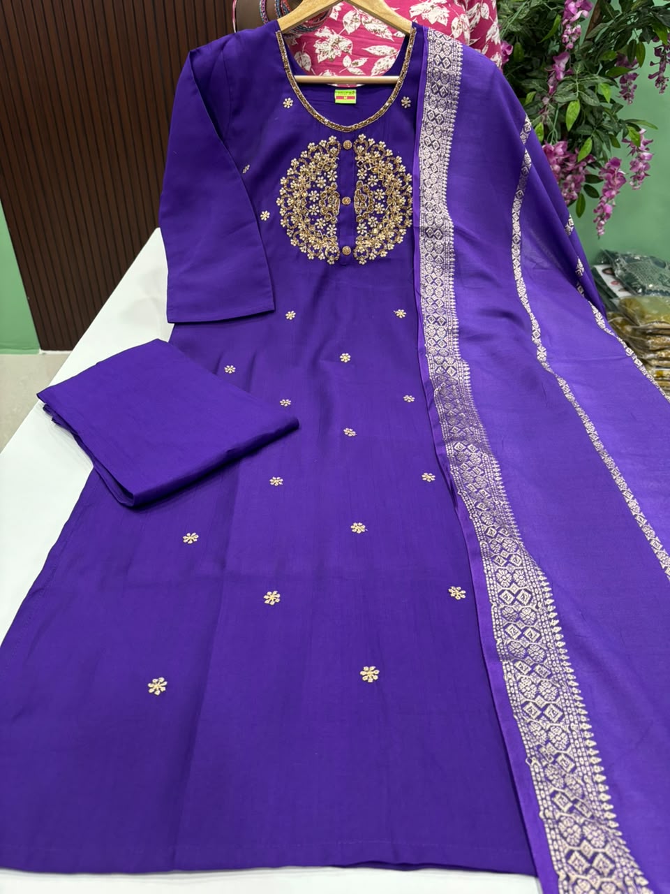 SS10194 Vatican Silk Kurti With Pant & Dupatta Set
