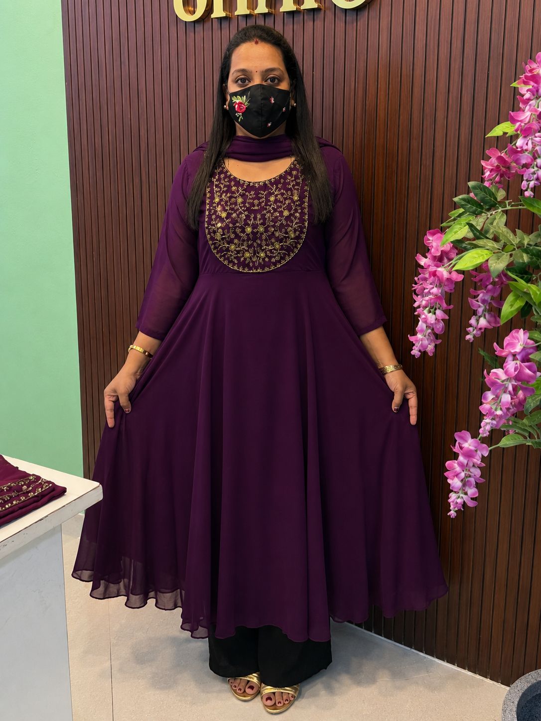 SS7058 Georgette Umbrella Kurti With Dupatta Set - Wine