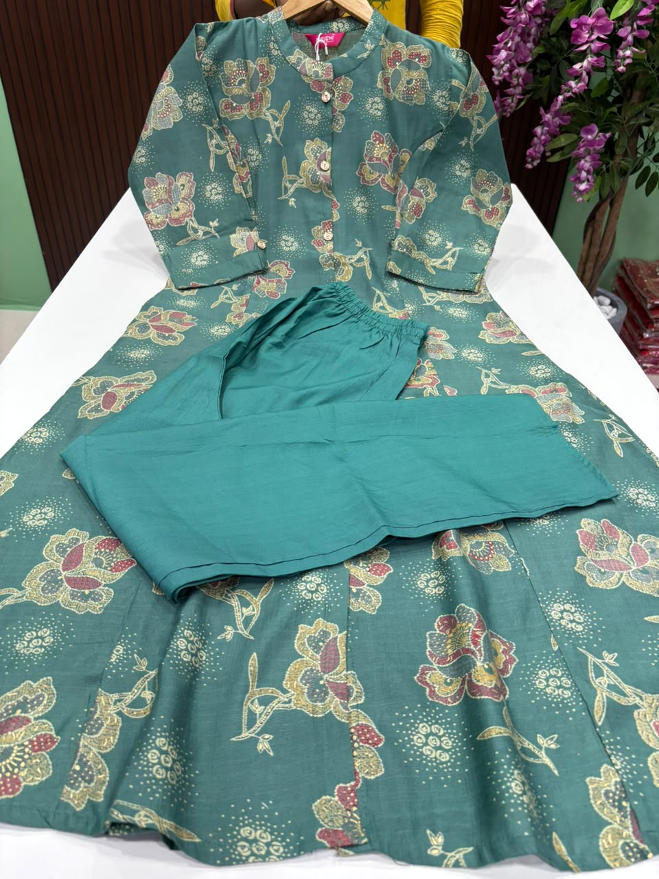 SS8621 Vatican Co-ord Set